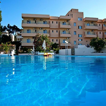 Albatross Hotel Maleme Buitenkant foto