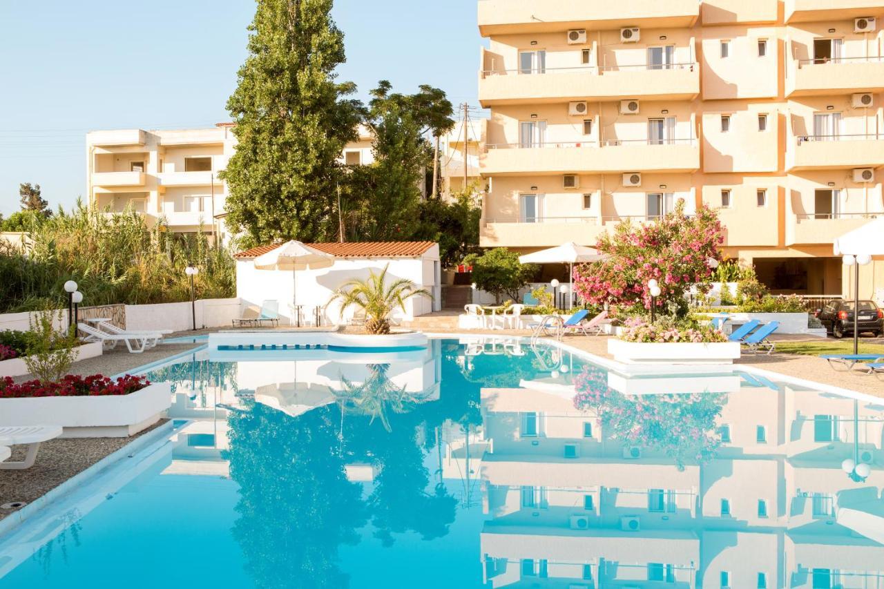 Albatross Hotel Maleme Buitenkant foto