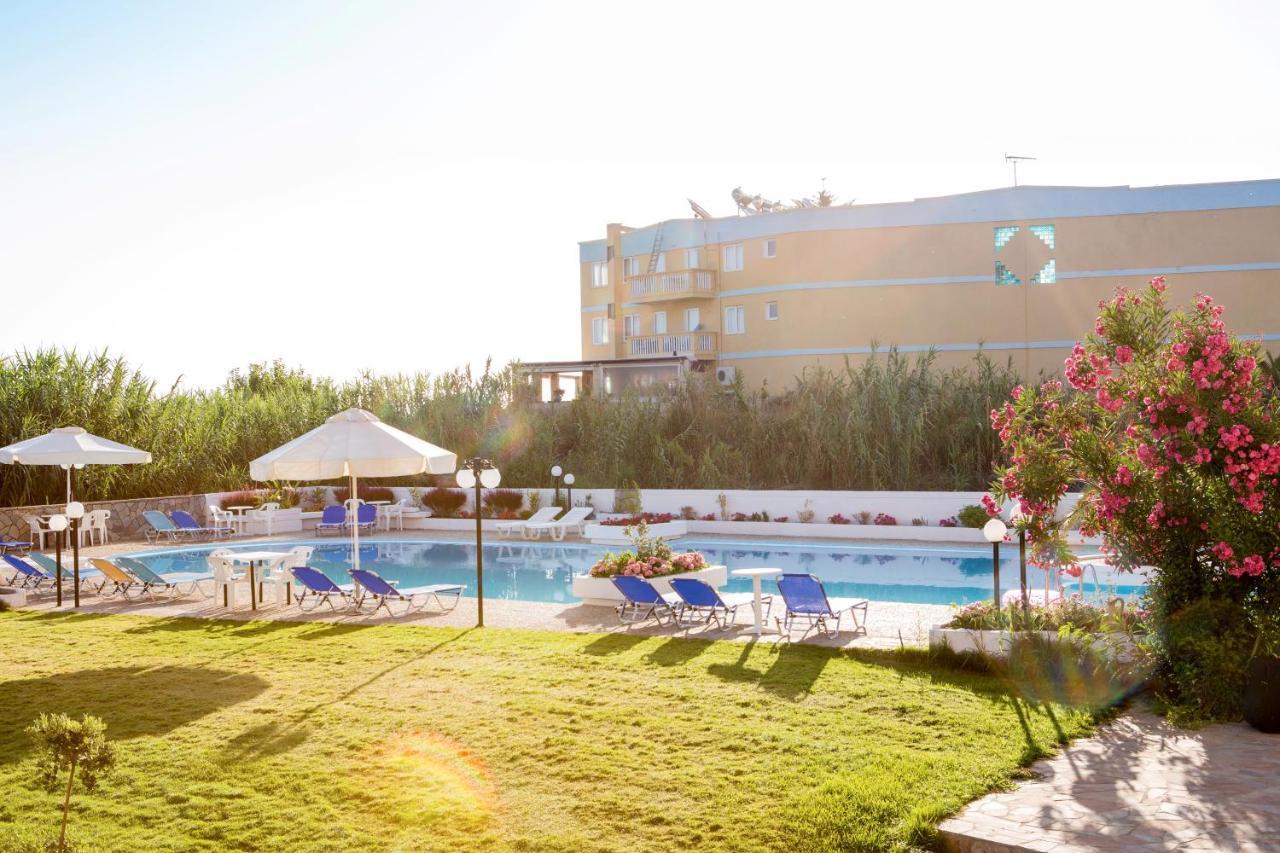 Albatross Hotel Maleme Buitenkant foto