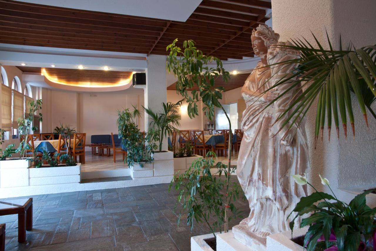 Albatross Hotel Maleme Buitenkant foto