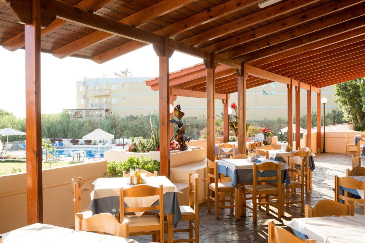 Albatross Hotel Maleme Buitenkant foto