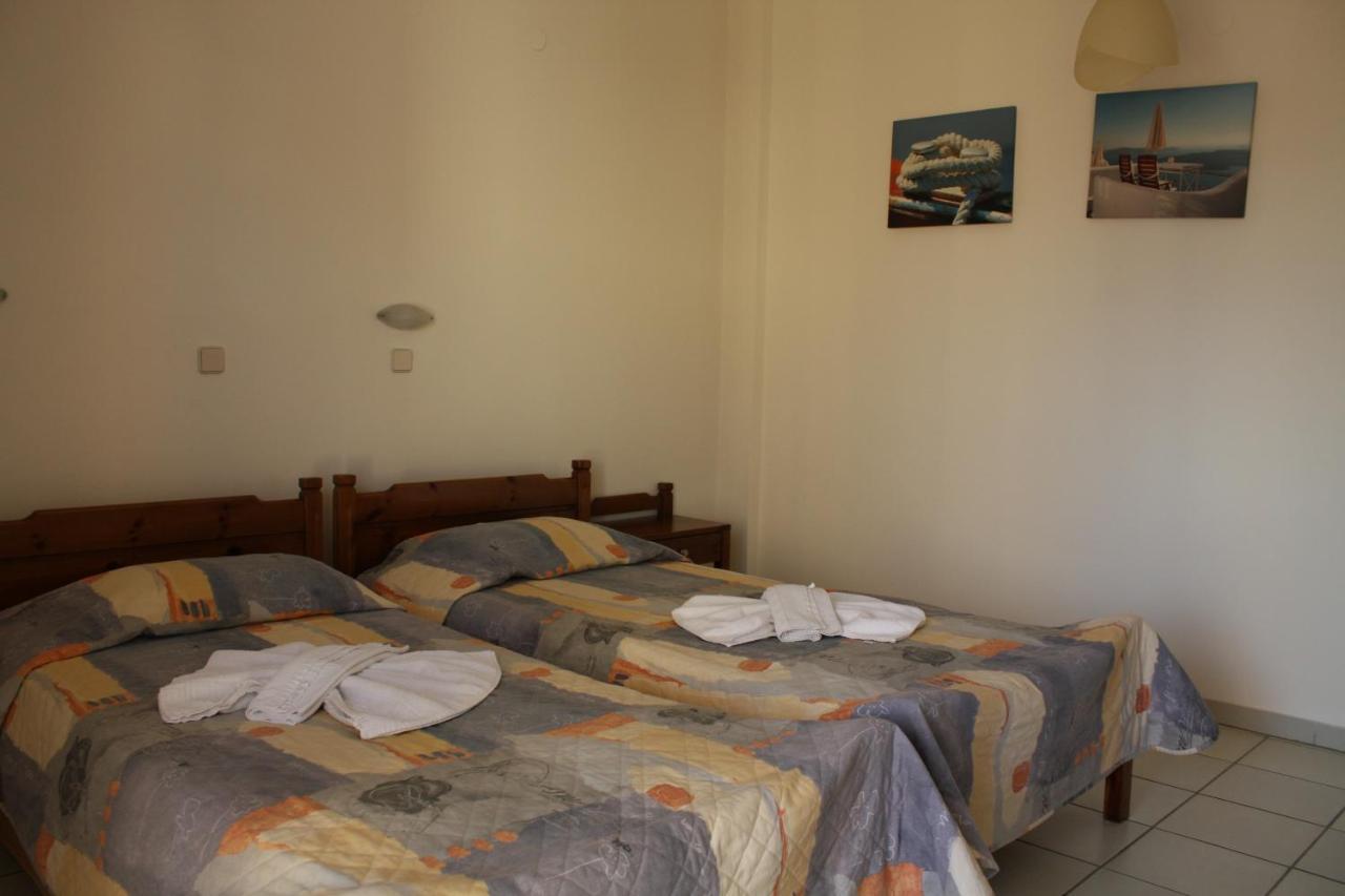 Albatross Hotel Maleme Buitenkant foto