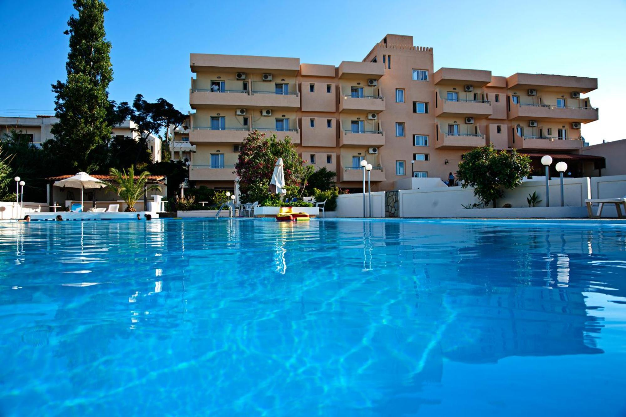 Albatross Hotel Maleme Buitenkant foto
